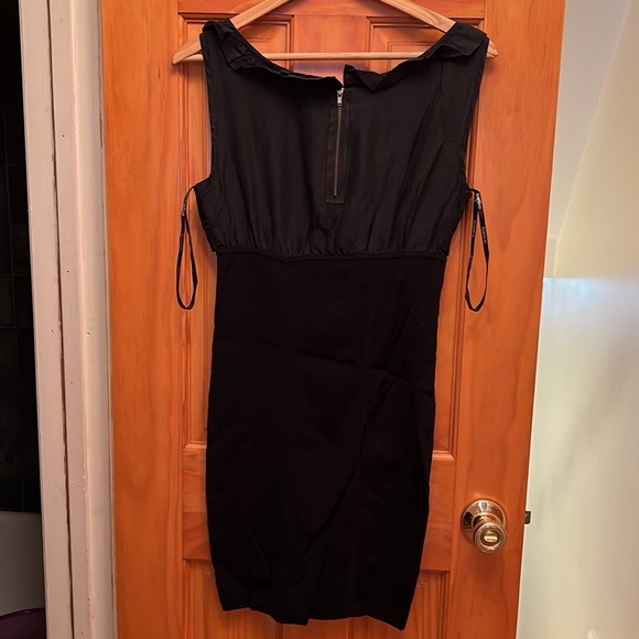 Dress - Picture 2 of 5